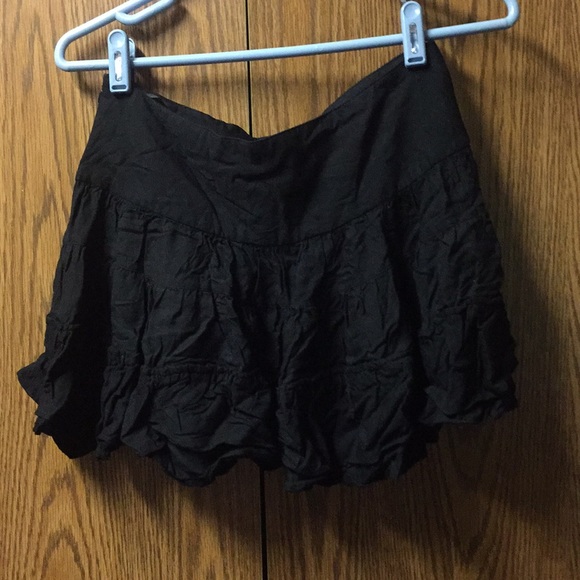 Skirt - Picture 2 of 3